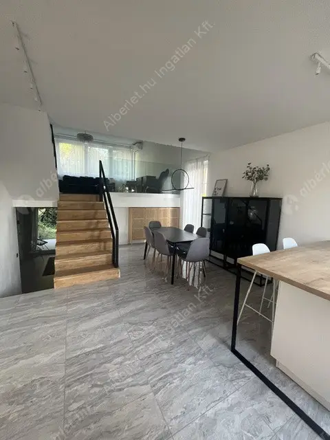 Kiadó albérlet 1296000 Ft/hó áron: Budapest, II. kerület  Bimbó út. Mérete: 200 nm, 3 szobás | Alberlet.hu - 6513587