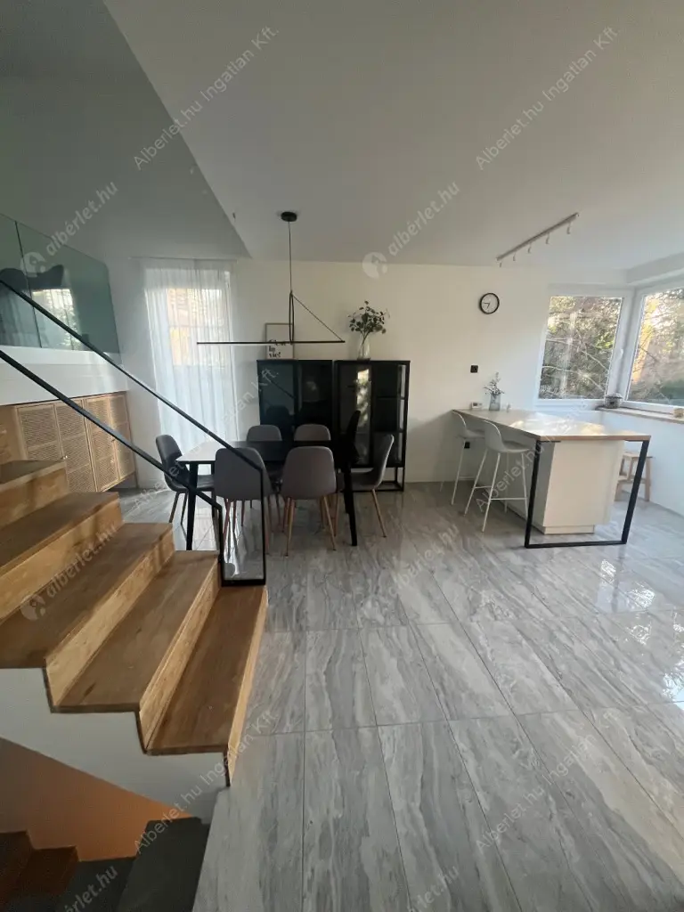 Kiadó albérlet 1296000 Ft/hó áron: Budapest, II. kerület  Bimbó út. Mérete: 200 nm, 3 szobás | Alberlet.hu - 6513590