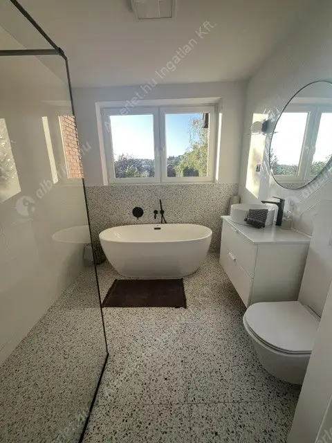 Kiadó albérlet 1296000 Ft/hó áron: Budapest, II. kerület  Bimbó út. Mérete: 200 nm, 3 szobás | Alberlet.hu - 6513594