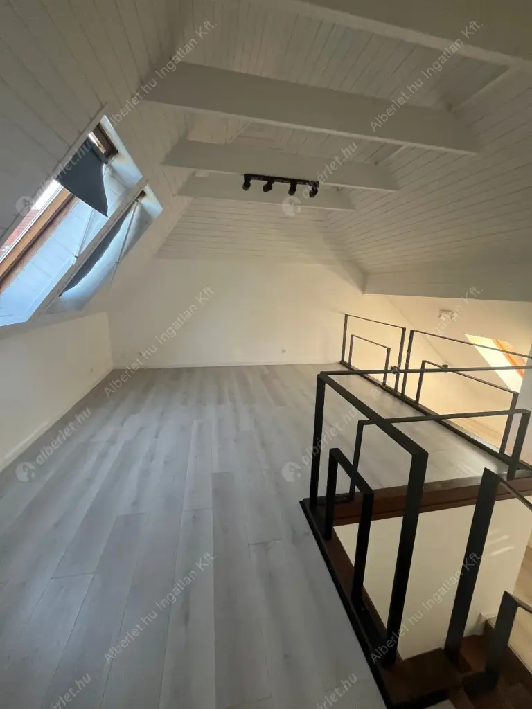 Kiadó albérlet 1296000 Ft/hó áron: Budapest, II. kerület  Bimbó út. Mérete: 200 nm, 3 szobás | Alberlet.hu - 6513600