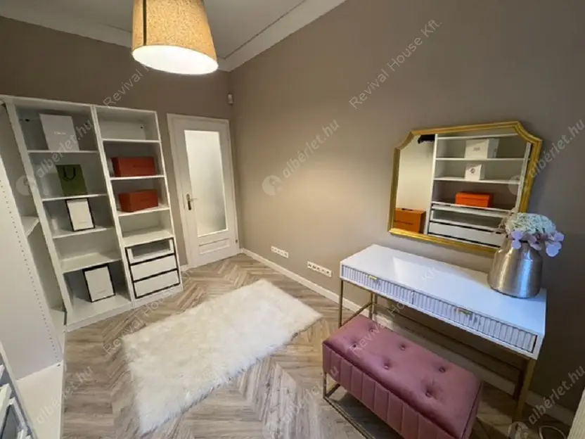 Kiadó albérlet 1539000 Ft/hó áron: Budapest, II. kerület  Bimbó út. Mérete: 202 nm, 7 szobás | Alberlet.hu - 6618072