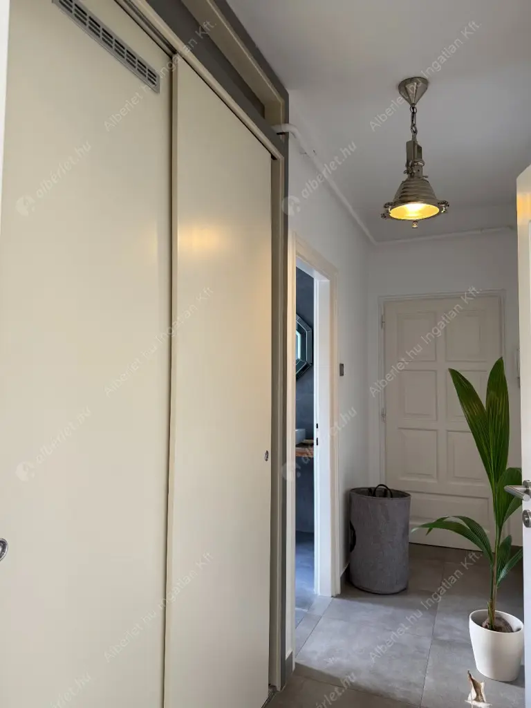 Kiadó albérlet 575000 Ft/hó áron: Budapest, II. kerület  Bimbó út. Mérete: 91 nm, 3 szobás | Alberlet.hu - 6572137
