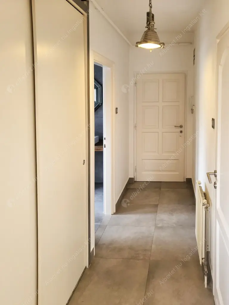 Kiadó albérlet 575000 Ft/hó áron: Budapest, II. kerület  Bimbó út. Mérete: 91 nm, 3 szobás | Alberlet.hu - 6595953