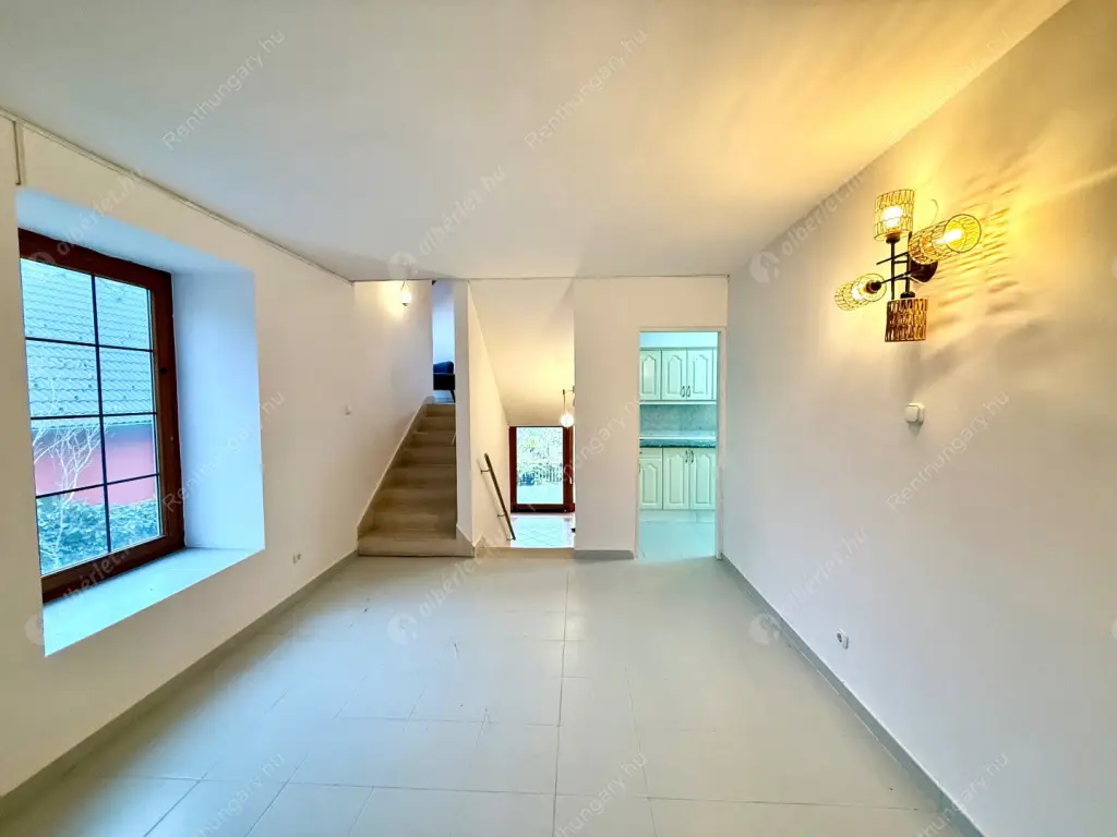 Kiadó albérlet 450000 Ft/hó áron: Budapest, II. kerület  Budajenő utca. Mérete: 250 nm, 4 szobás | Alberlet.hu - 6580883