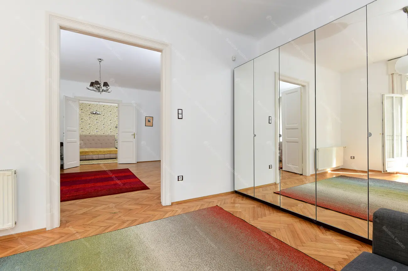 Kiadó albérlet 466000 Ft/hó áron: Budapest, II. kerület  Buday László utca. Mérete: 120 nm, 3 szobás | Alberlet.hu - 6288015