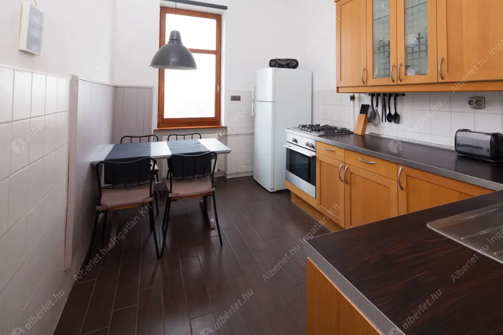 Kiadó albérlet 540000 Ft/hó áron: Budapest, II. kerület  Buday László utca. Mérete: 80 nm, 3 szobás | Alberlet.hu - 6530334
