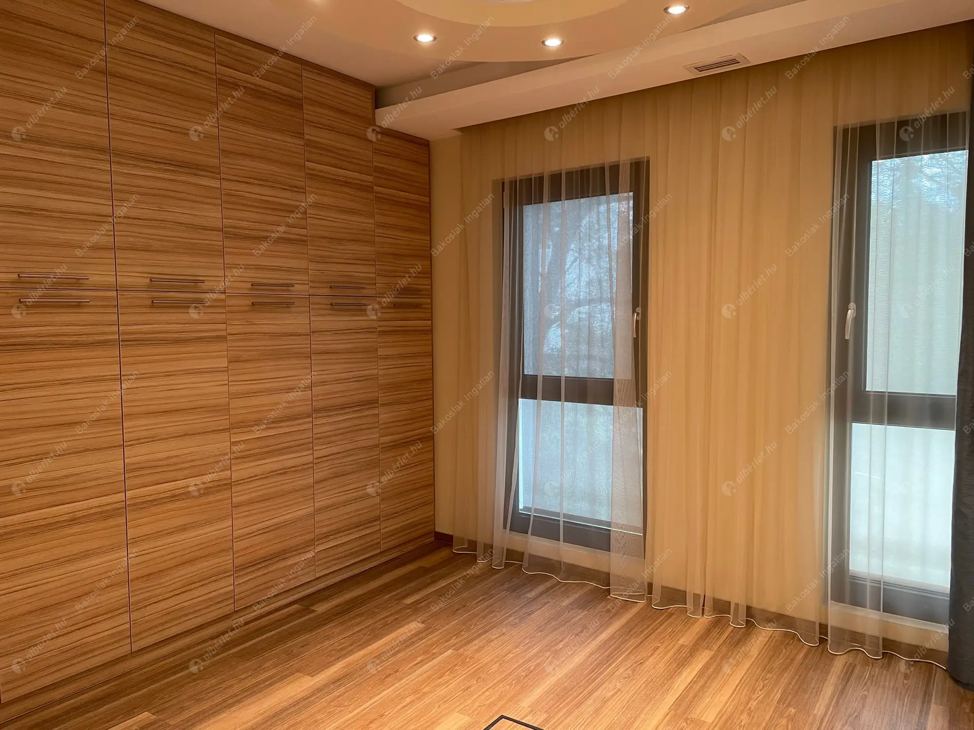 Kiadó albérlet 955000 Ft/hó áron: Budapest, II. kerület  Budenz út. Mérete: 110 nm, 4 szobás | Alberlet.hu - 5715280