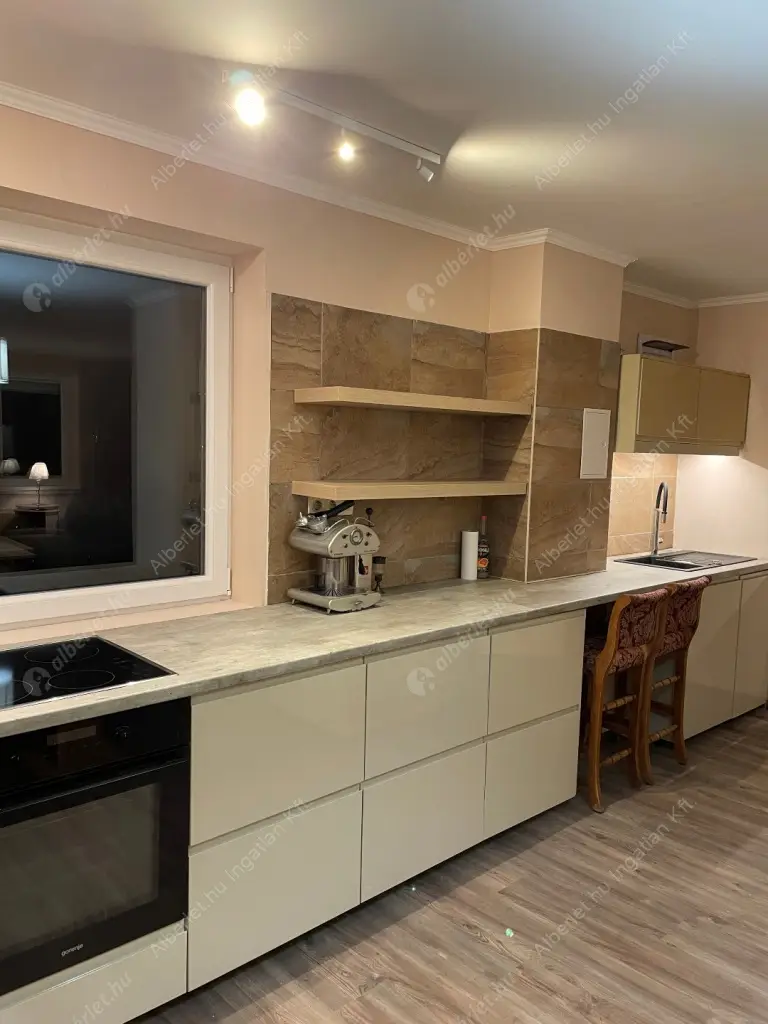 Kiadó albérlet 300000 Ft/hó áron: Budapest, II. kerület  Budenz út. Mérete: 58 nm, 2 szobás | Alberlet.hu - 6590160