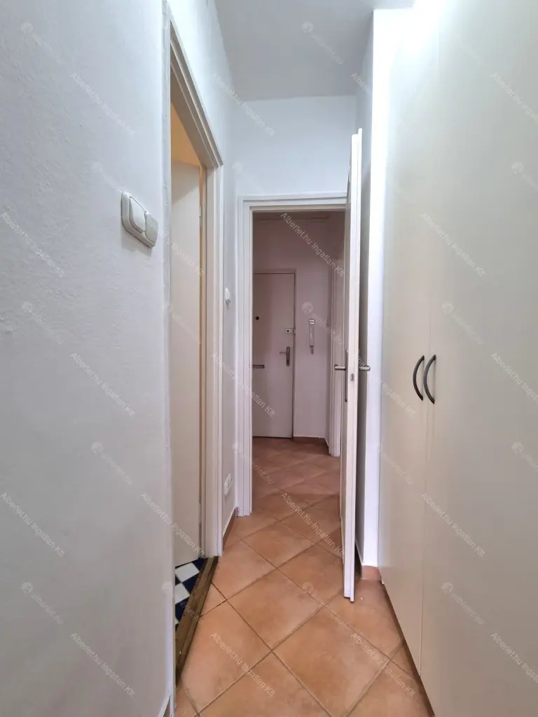 Kiadó albérlet 290000 Ft/hó áron: Budapest, II. kerület  Búzavirág utca. Mérete: 57 nm, 2 szobás | Alberlet.hu - 6698252