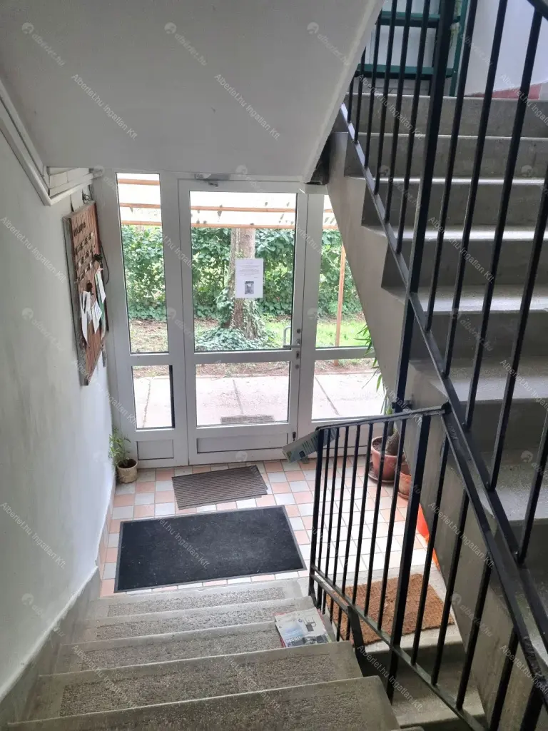 Kiadó albérlet 290000 Ft/hó áron: Budapest, II. kerület  Búzavirág utca. Mérete: 57 nm, 2 szobás | Alberlet.hu - 6698256