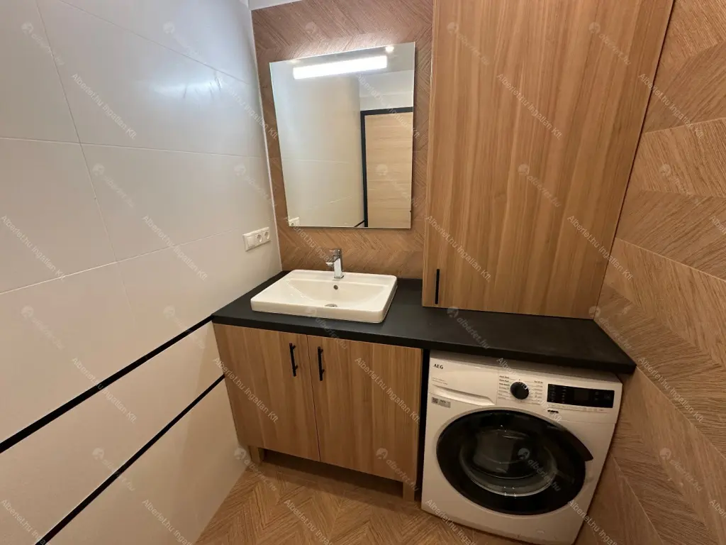 Kiadó albérlet 360000 Ft/hó áron: Budapest, II. kerület  Cimbalom utca. Mérete: 49 nm, 1 szobás | Alberlet.hu - 6682485