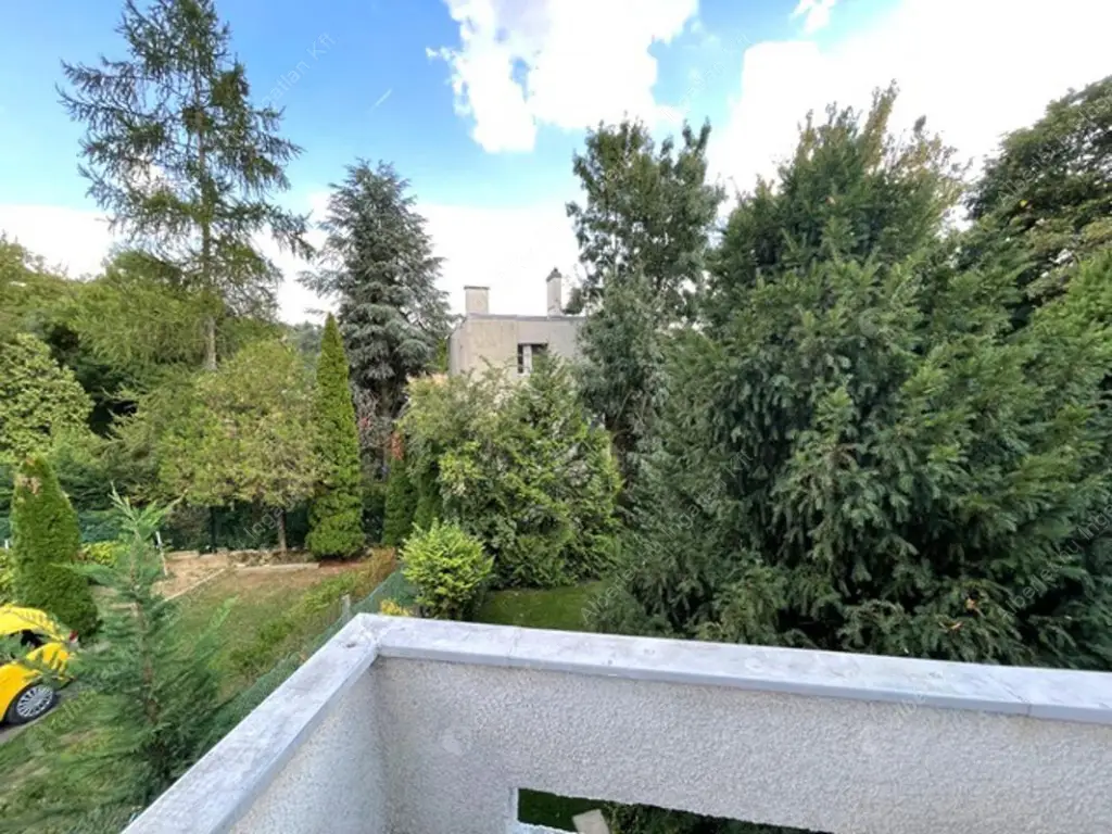 Kiadó albérlet 880000 Ft/hó áron: Budapest, II. kerület  Csalán út. Mérete: 120 nm, 4 szobás | Alberlet.hu - 6564392