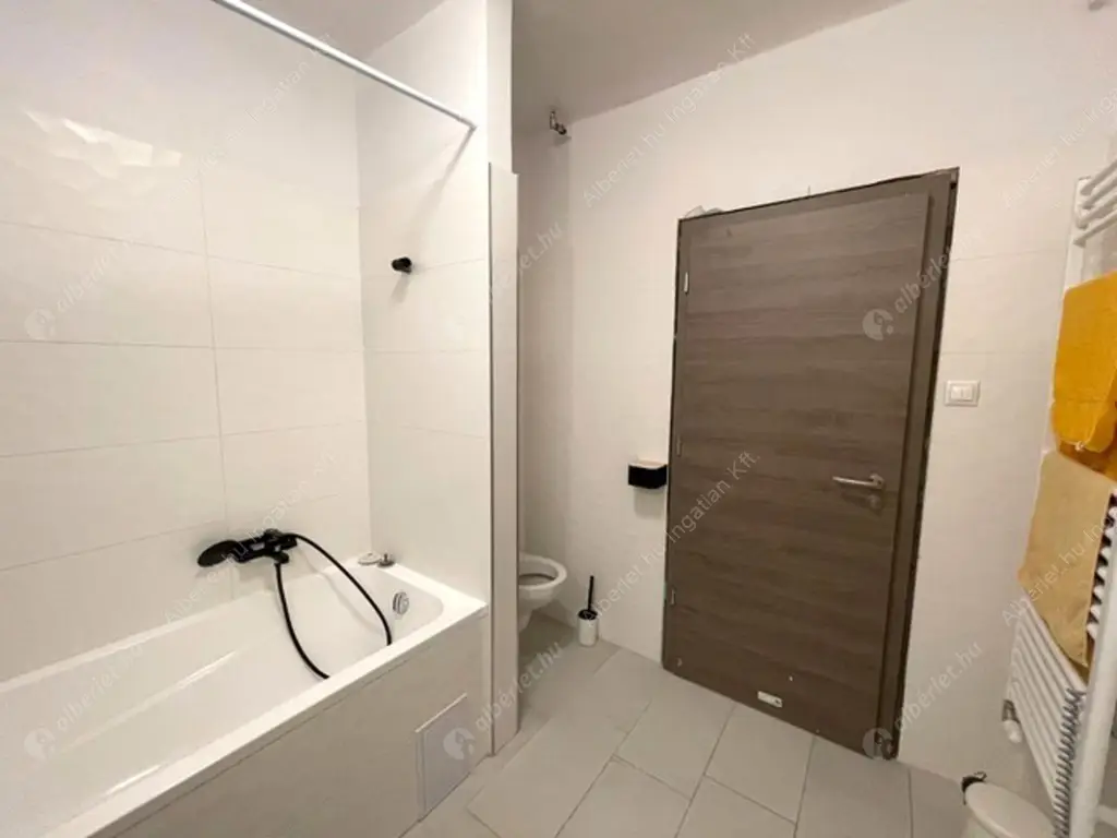 Kiadó albérlet 880000 Ft/hó áron: Budapest, II. kerület  Csalán út. Mérete: 120 nm, 4 szobás | Alberlet.hu - 6616073