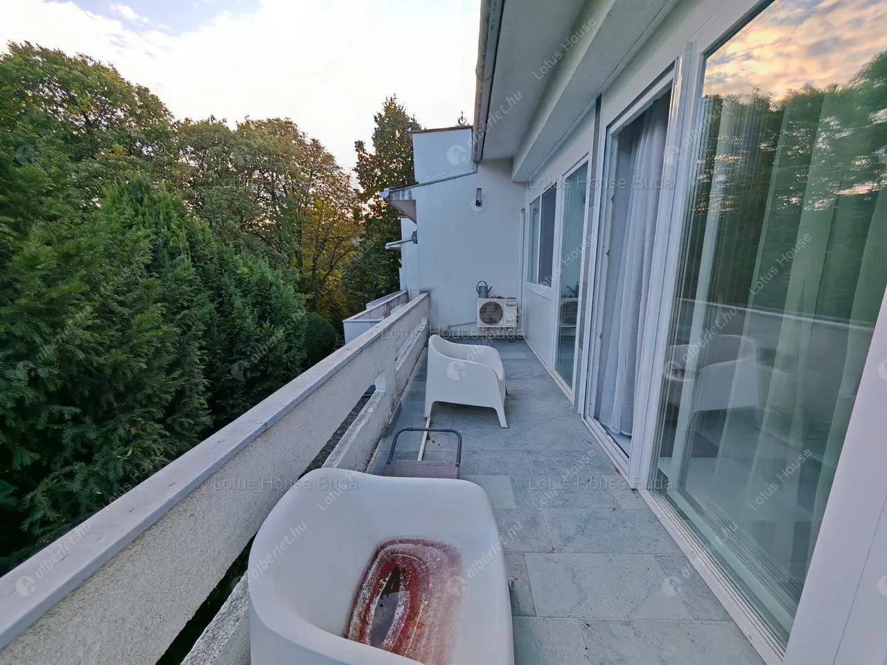 Kiadó albérlet 795000 Ft/hó áron: Budapest, II. kerület  Csalán út. Mérete: 129 nm, 4 szobás | Alberlet.hu - 6564954