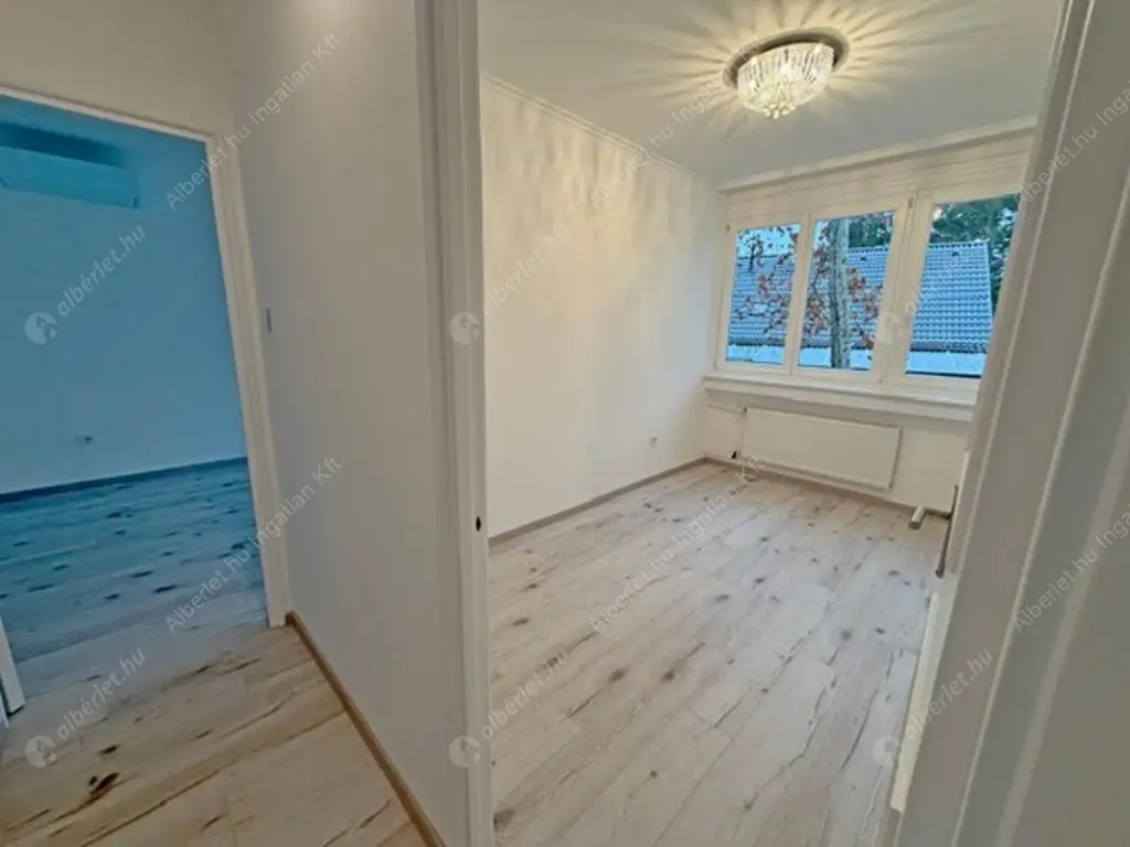 Kiadó albérlet 390000 Ft/hó áron: Budapest, II. kerület  Csalán út. Mérete: 71 nm, 2 szobás | Alberlet.hu - 6637709