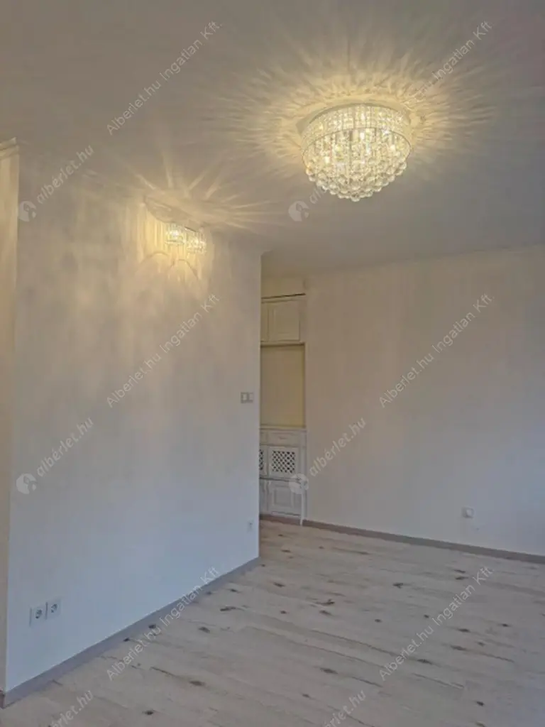 Kiadó albérlet 390000 Ft/hó áron: Budapest, II. kerület  Csalán út. Mérete: 71 nm, 2 szobás | Alberlet.hu - 6637710