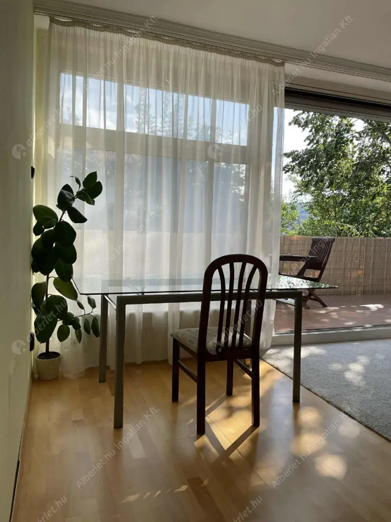 Kiadó albérlet 350000 Ft/hó áron: Budapest, II. kerület  Csalán út. Mérete: 85 nm, 2 szobás | Alberlet.hu - 6600574