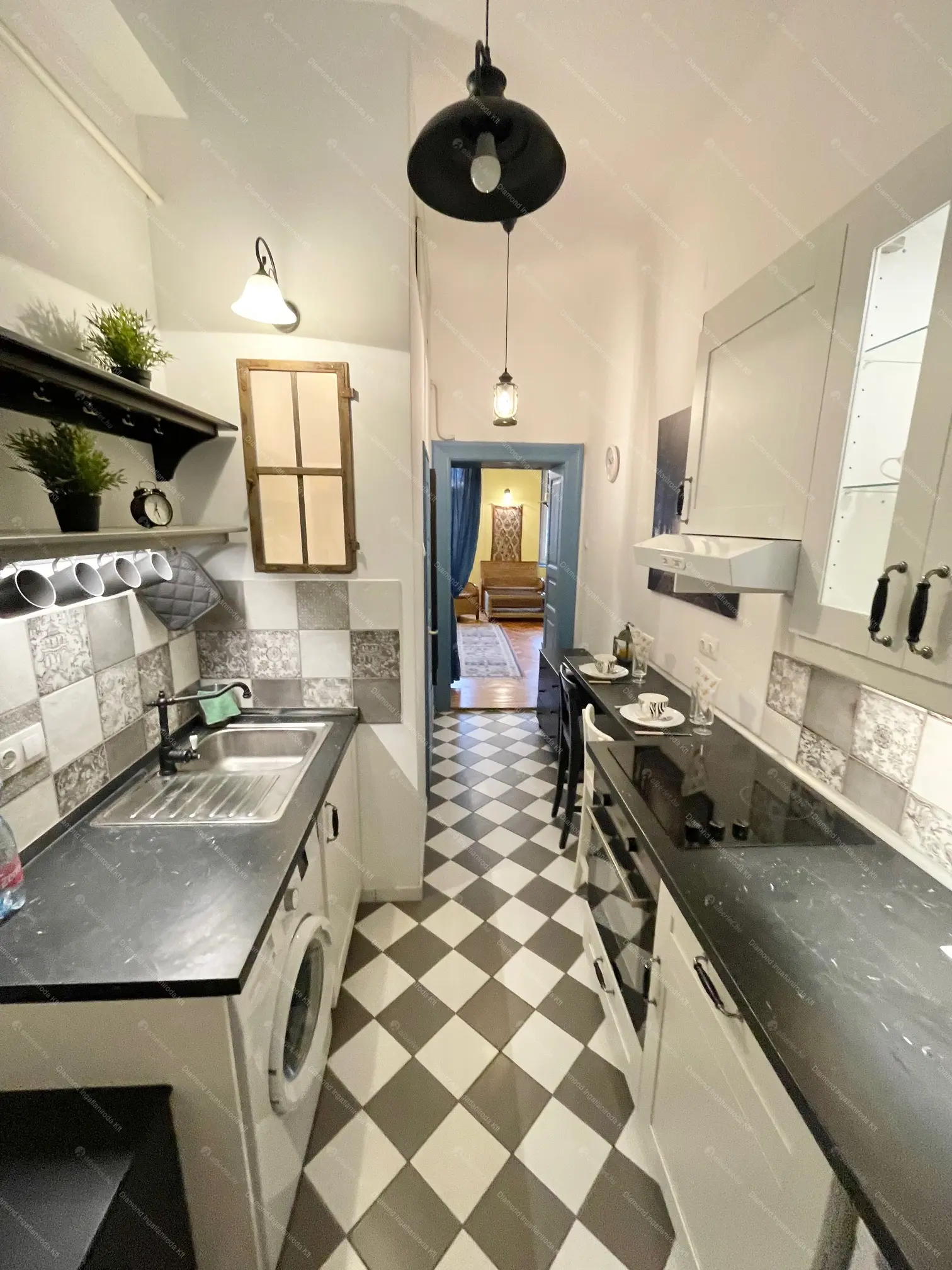 Kiadó albérlet 200000 Ft/hó áron: Budapest, II. kerület  Csalogány utca. Mérete: 36 nm, 1 szobás | Alberlet.hu - 6667057