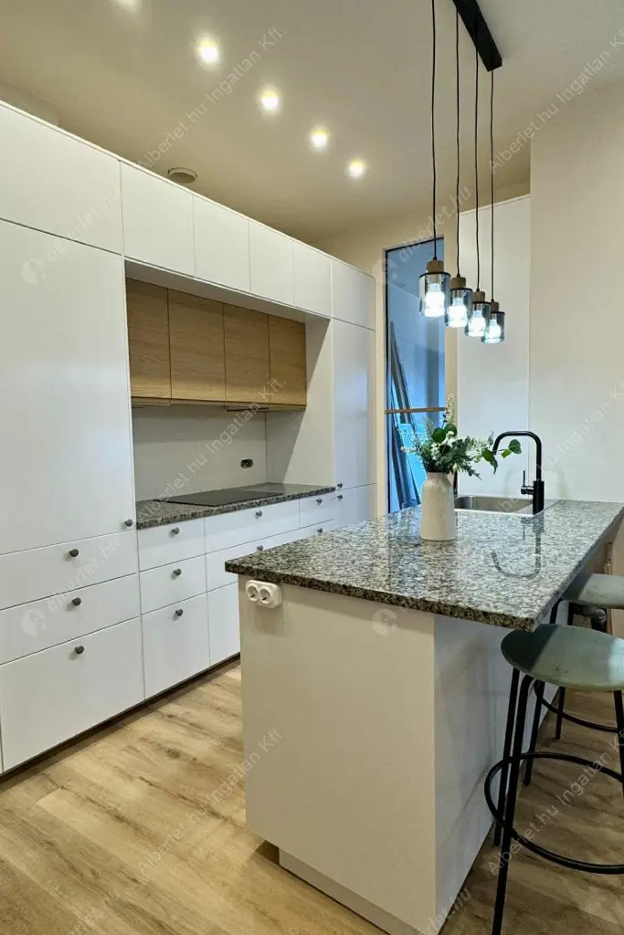 Kiadó albérlet 420000 Ft/hó áron: Budapest, II. kerület  Csalogány utca. Mérete: 71 nm, 2 szobás | Alberlet.hu - 6583057