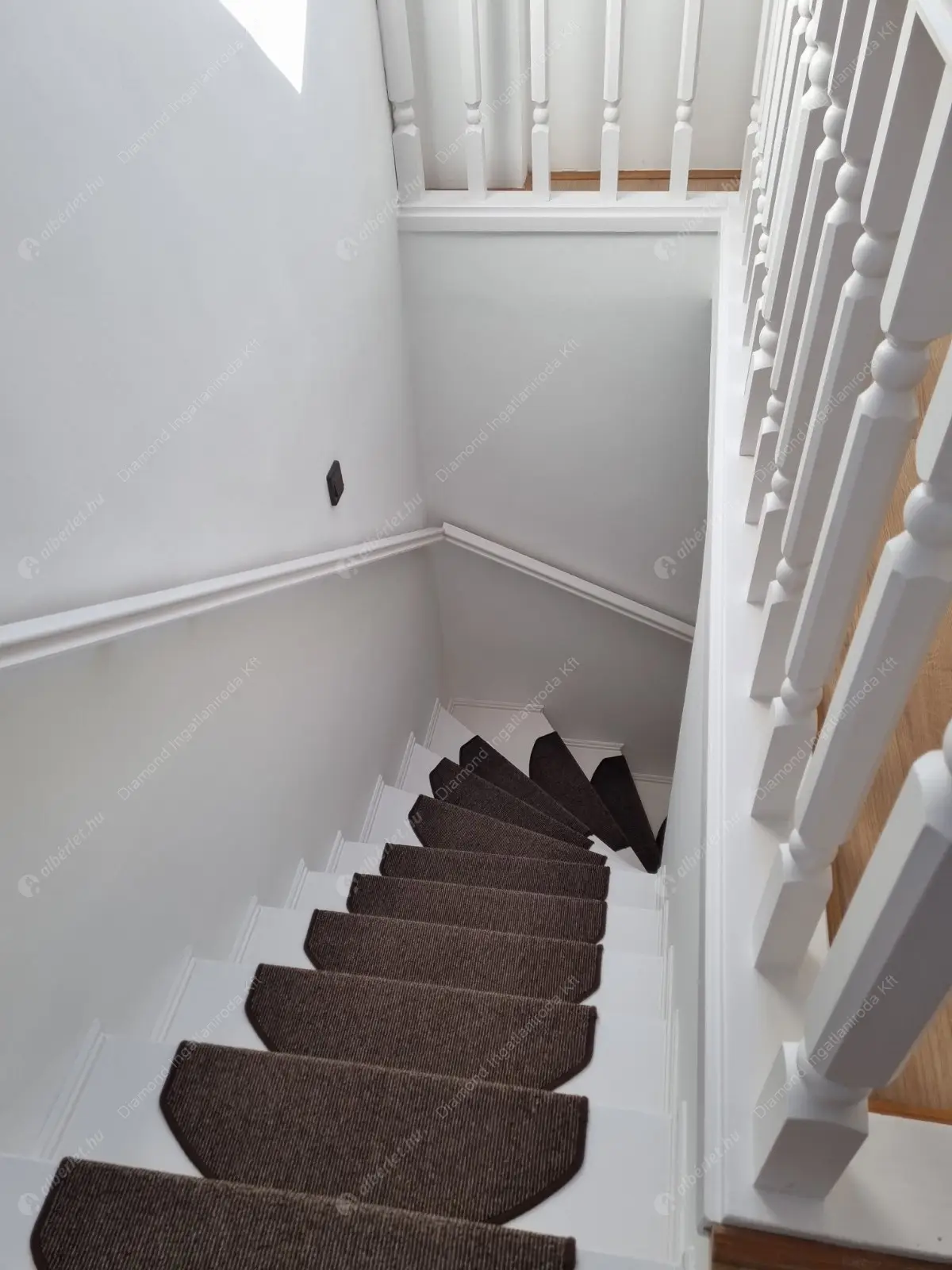 Kiadó albérlet 1242000 Ft/hó áron: Budapest, II. kerület  Csatárka köz. Mérete: 230 nm, 5 szobás | Alberlet.hu - 6443375