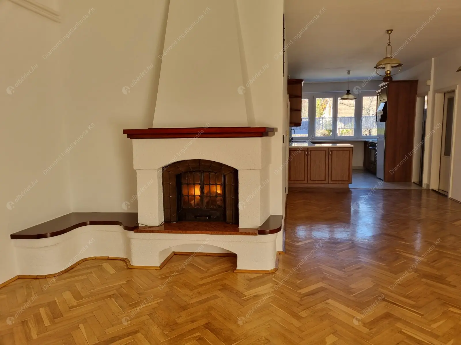 Kiadó albérlet 1242000 Ft/hó áron: Budapest, II. kerület  Csatárka köz. Mérete: 230 nm, 5 szobás | Alberlet.hu - 6443400