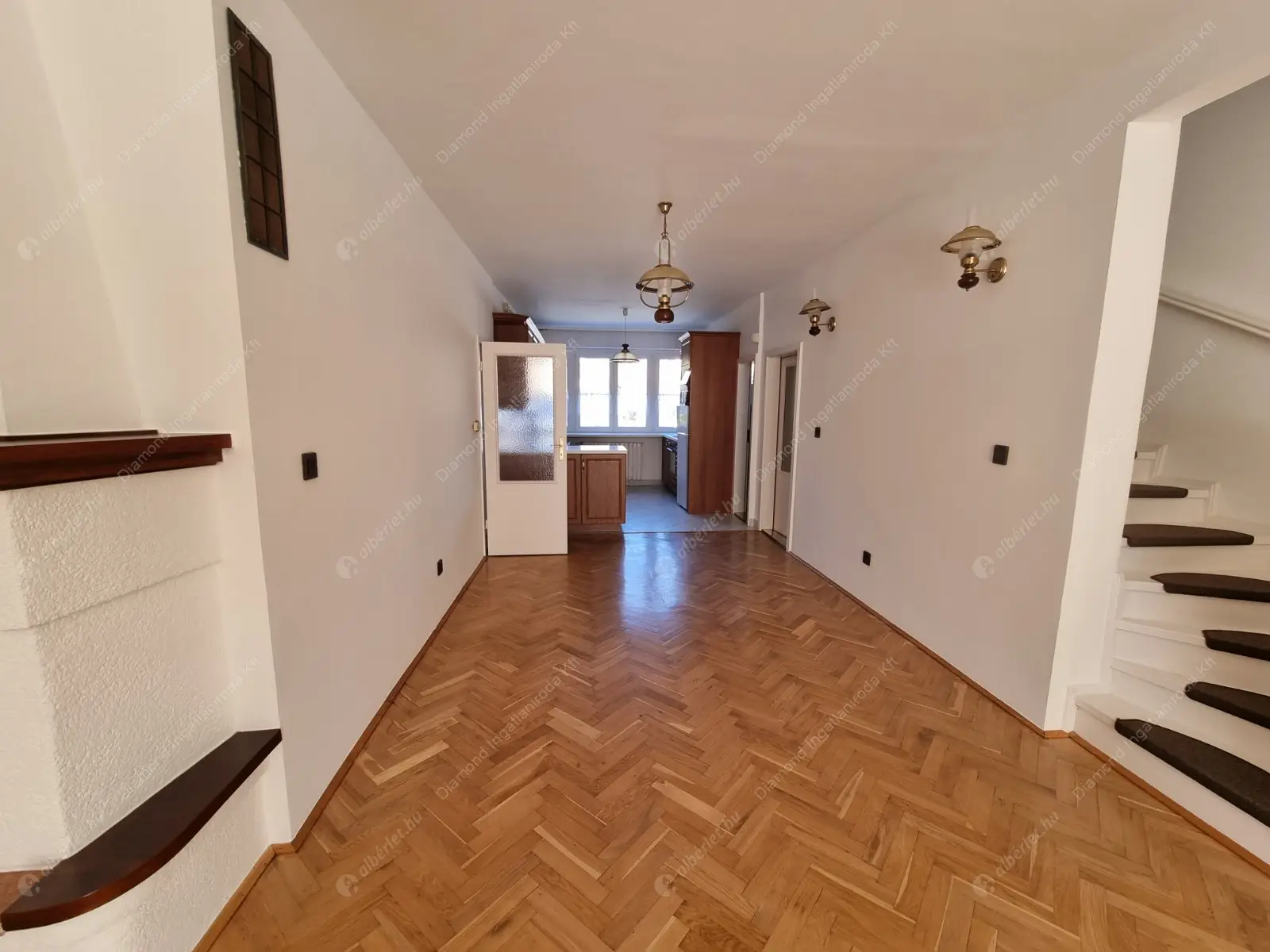 Kiadó albérlet 1242000 Ft/hó áron: Budapest, II. kerület  Csatárka köz. Mérete: 230 nm, 5 szobás | Alberlet.hu - 6443401