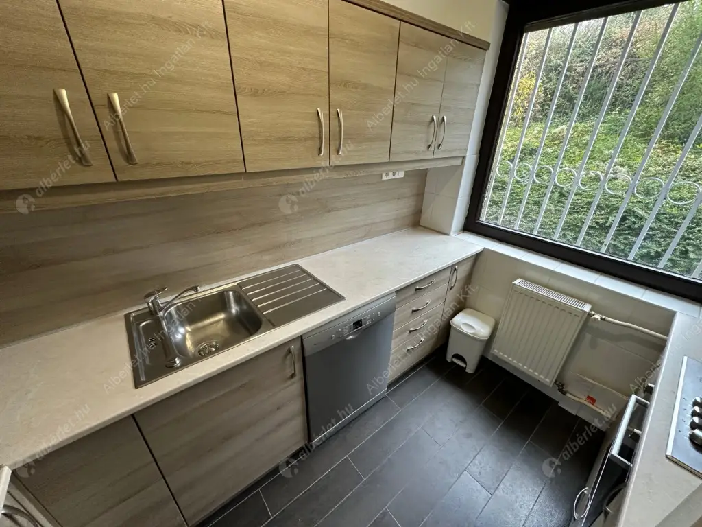 Kiadó albérlet 400000 Ft/hó áron: Budapest, II. kerület  Cseppkő utca. Mérete: 82 nm, 3 szobás | Alberlet.hu - 6568896