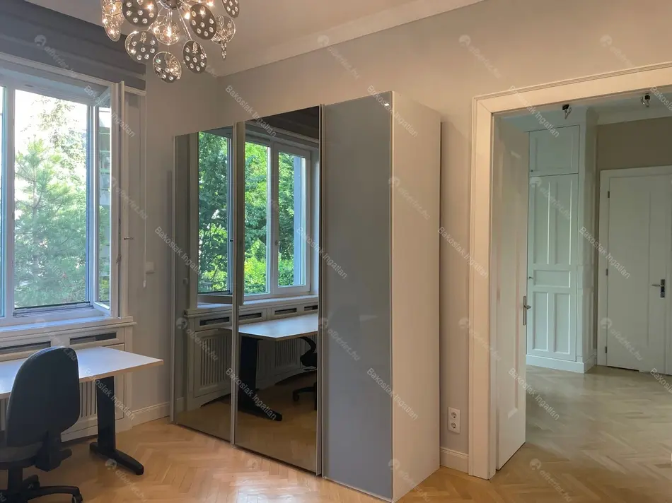 Kiadó albérlet 989000 Ft/hó áron: Budapest, II. kerület  Cserje utca. Mérete: 110 nm, 4 szobás | Alberlet.hu - 5670933