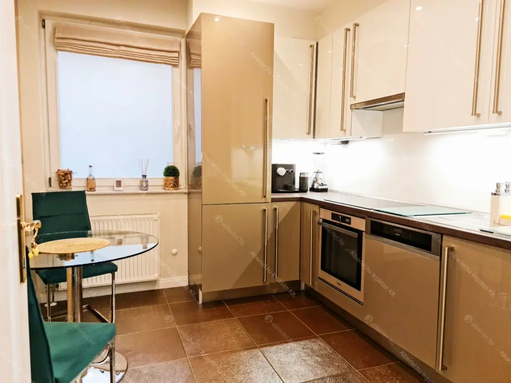 Kiadó albérlet 770000 Ft/hó áron: Budapest, II. kerület  Cserje utca. Mérete: 95 nm, 3 szobás | Alberlet.hu - 6663489