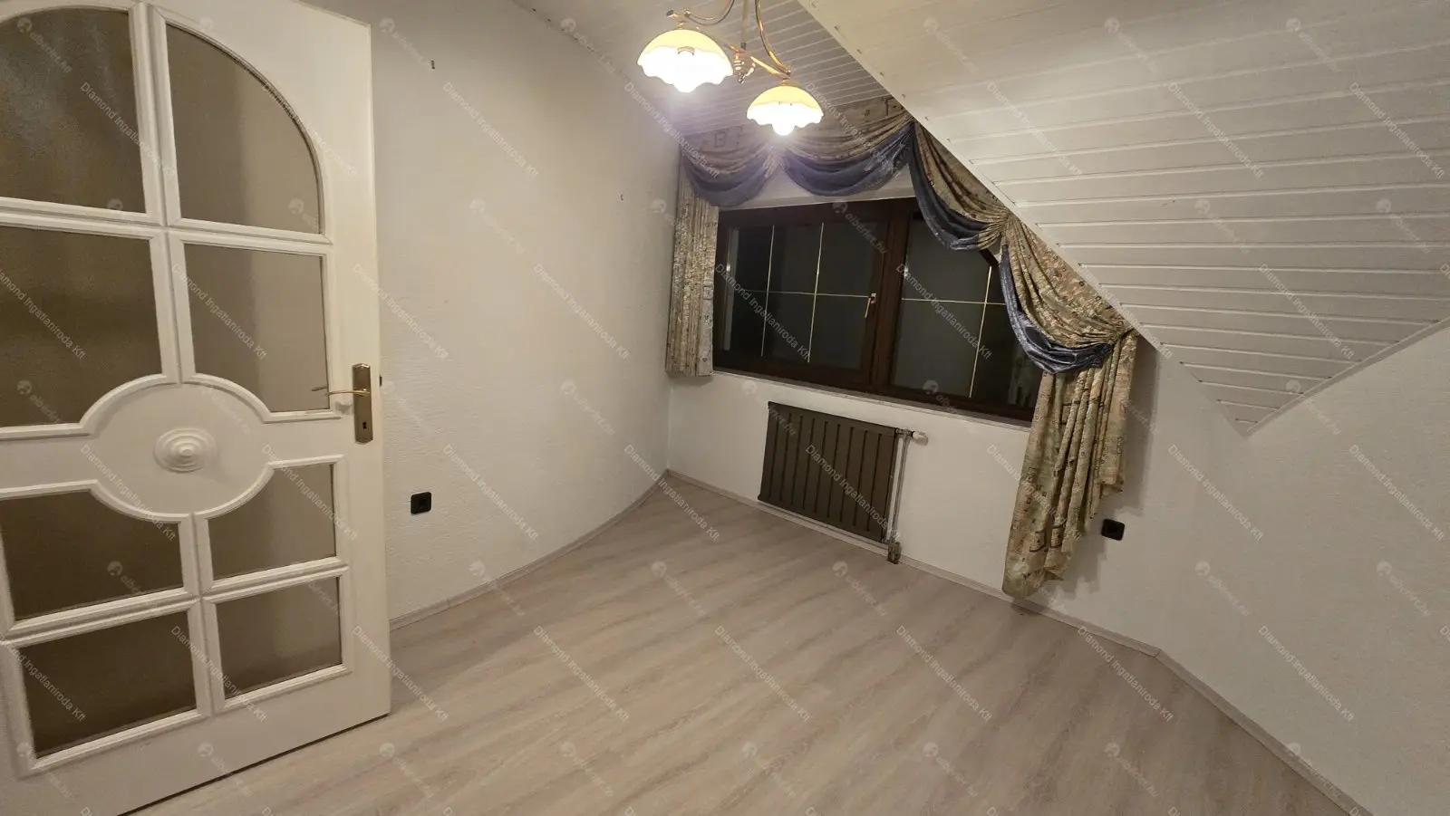 Kiadó albérlet 380000 Ft/hó áron: Budapest, II. kerület  Delta utca. Mérete: 124 nm, 4 szobás | Alberlet.hu - 6645659