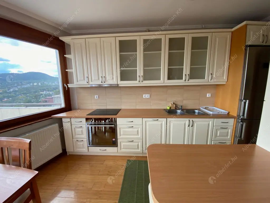 Kiadó albérlet 330000 Ft/hó áron: Budapest, II. kerület  Endrődi Sándor utca. Mérete: 62 nm, 3 szobás | Alberlet.hu - 6592696