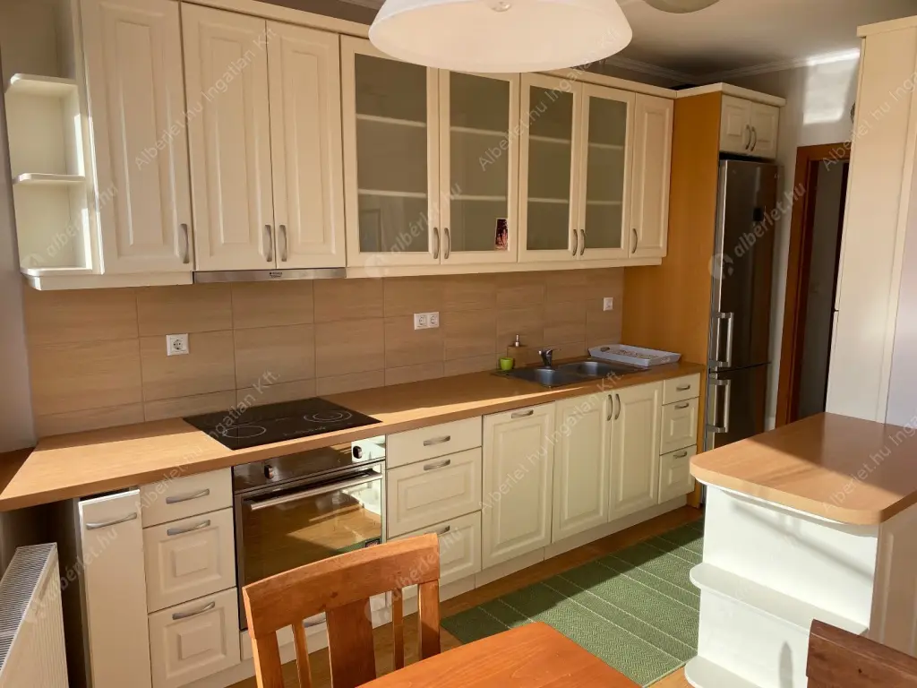 Kiadó albérlet 330000 Ft/hó áron: Budapest, II. kerület  Endrődi Sándor utca. Mérete: 62 nm, 3 szobás | Alberlet.hu - 6592707