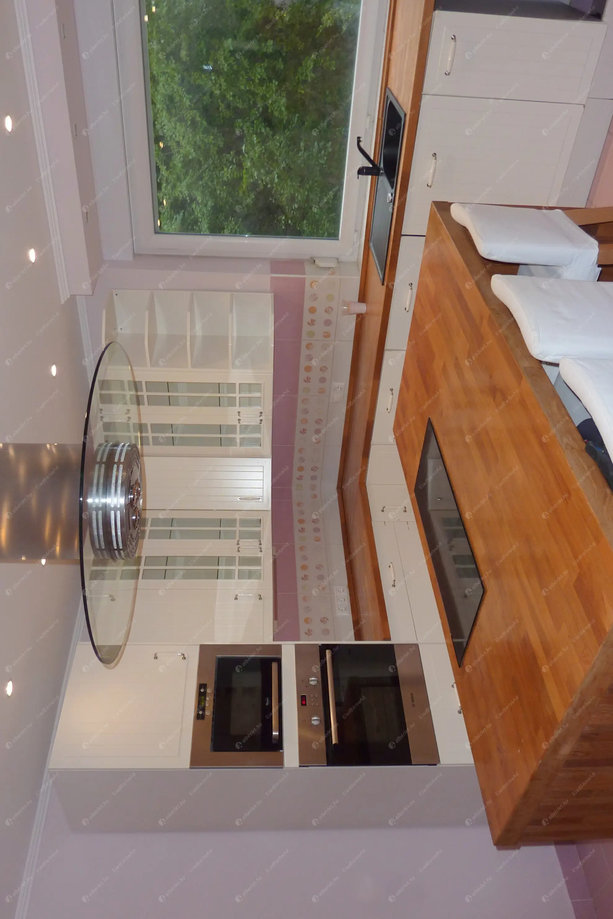 Kiadó albérlet 375000 Ft/hó áron: Budapest, II. kerület  Endrődi Sándor utca. Mérete: 71 nm, 2 szobás | Alberlet.hu - 6548771