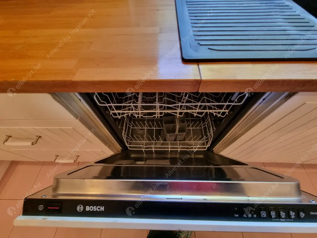 Kiadó albérlet 348000 Ft/hó áron: Budapest, II. kerület  Endrődi Sándor utca. Mérete: 71 nm, 2 szobás | Alberlet.hu - 6565175