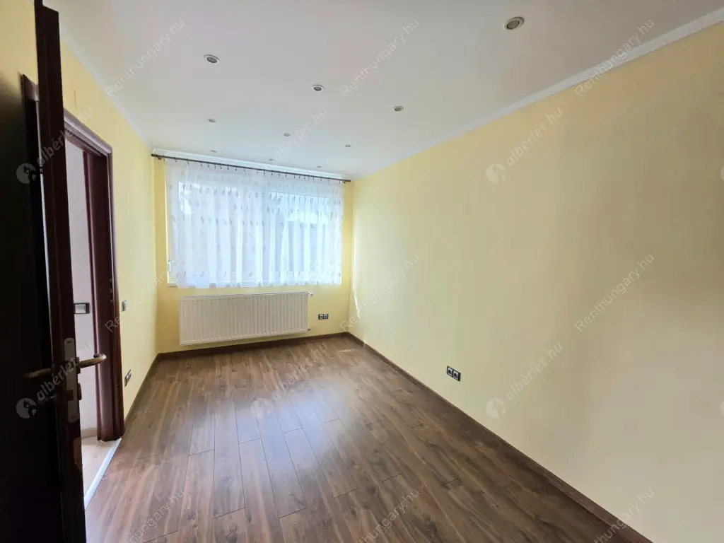 Kiadó albérlet 348000 Ft/hó áron: Budapest, II. kerület  Endrődi Sándor utca. Mérete: 71 nm, 2 szobás | Alberlet.hu - 6561999