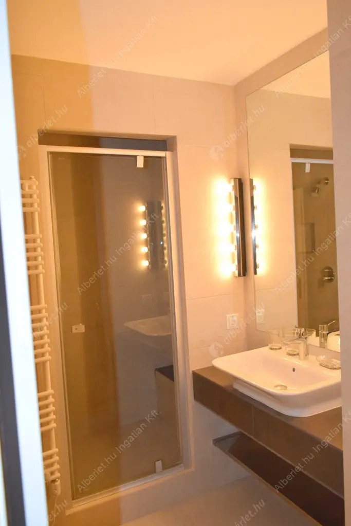 Kiadó albérlet 1368000 Ft/hó áron: Budapest, II. kerület  Érmelléki utca. Mérete: 155 nm, 3 szobás | Alberlet.hu - 6625308