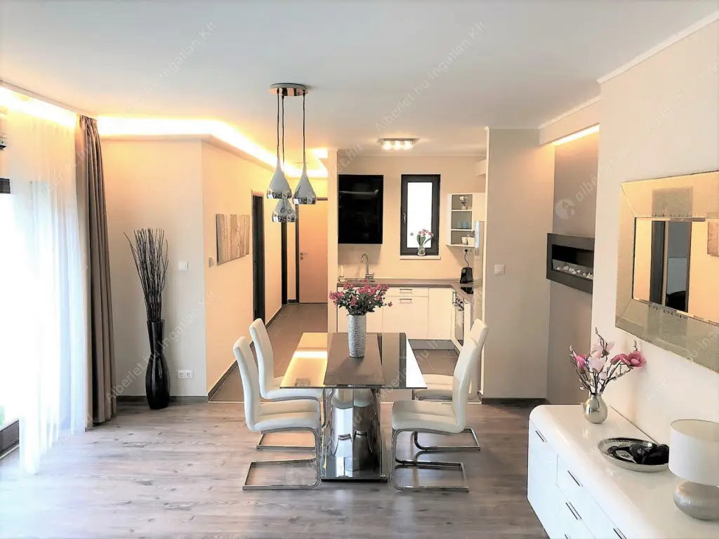 Kiadó albérlet 618000 Ft/hó áron: Budapest, II. kerület  Erőd utca. Mérete: 130 nm, 4 szobás | Alberlet.hu - 6519549