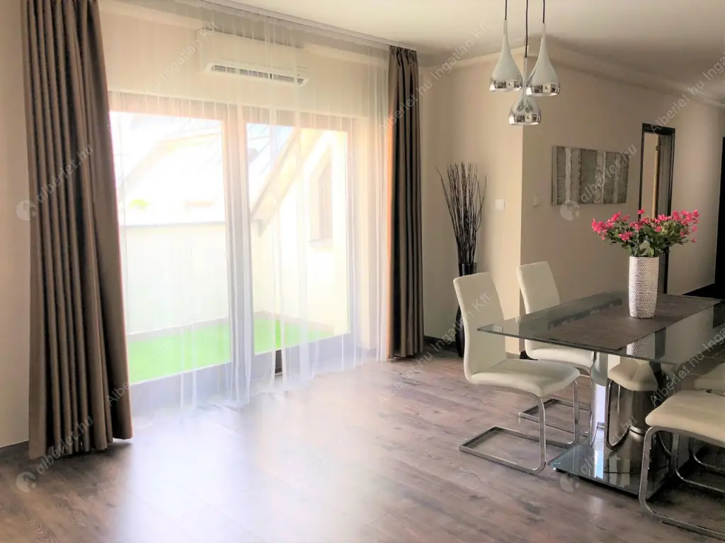 Kiadó albérlet 618000 Ft/hó áron: Budapest, II. kerület  Erőd utca. Mérete: 130 nm, 4 szobás | Alberlet.hu - 6519552