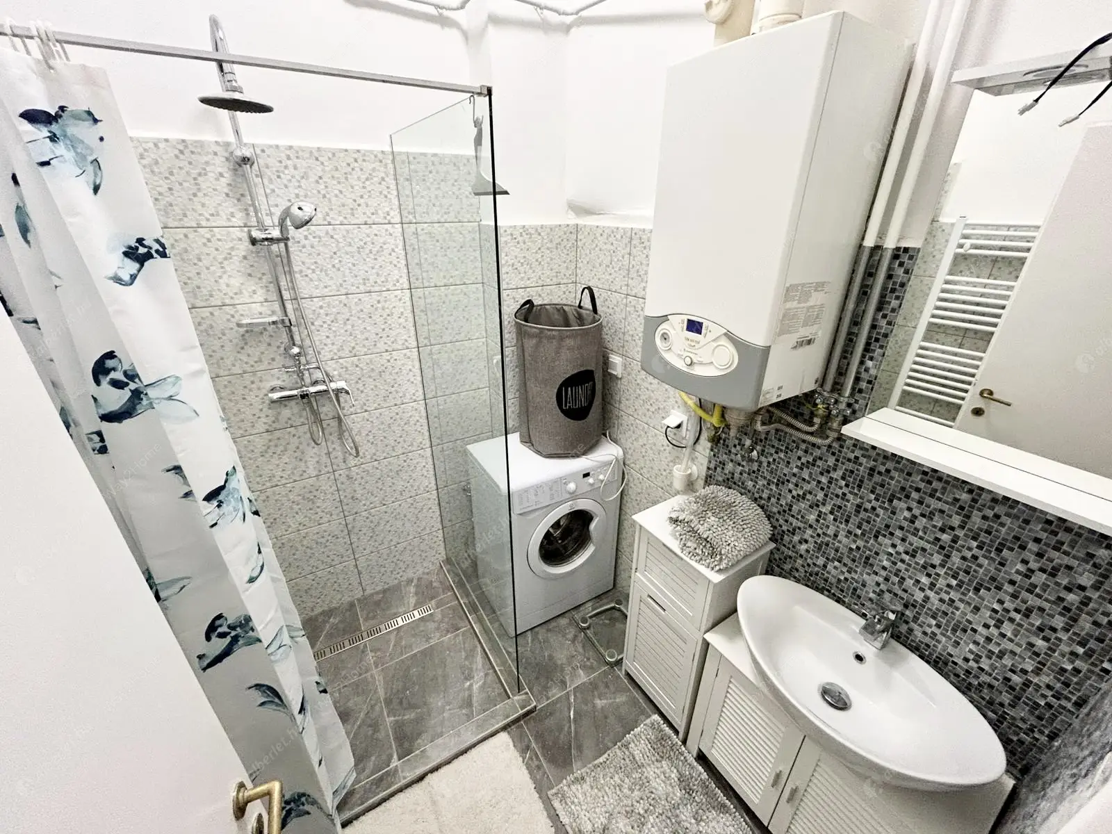 Kiadó albérlet 240000 Ft/hó áron: Budapest, II. kerület  Erőd utca. Mérete: 48 nm, 1 szobás | Alberlet.hu - 6636690