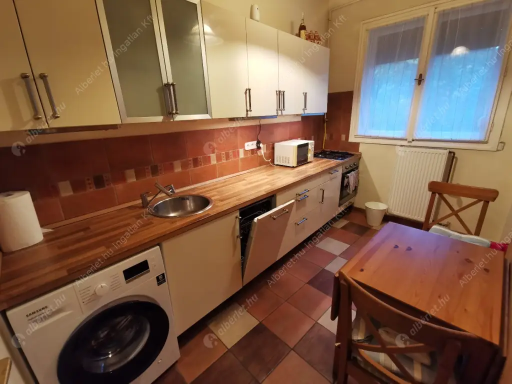 Kiadó albérlet 250000 Ft/hó áron: Budapest, II. kerület  Fazekas utca. Mérete: 56 nm, 2 szobás | Alberlet.hu - 6569055