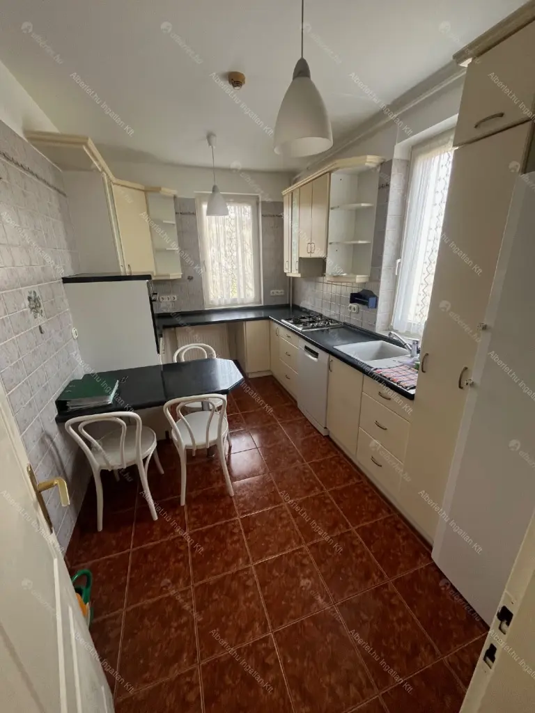 Kiadó albérlet 760000 Ft/hó áron: Budapest, II. kerület  Felső Zöldmáli út. Mérete: 107 nm, 5 szobás | Alberlet.hu - 6671598