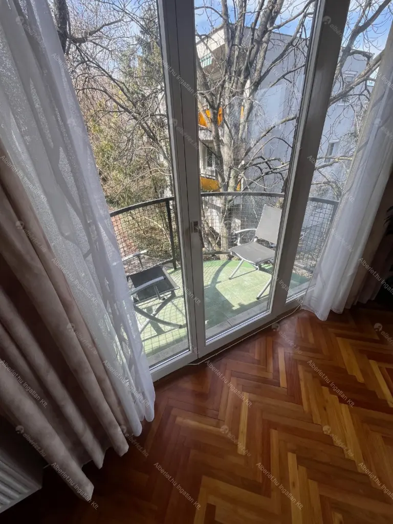 Kiadó albérlet 600000 Ft/hó áron: Budapest, II. kerület  Felső Zöldmáli út. Mérete: 107 nm, 5 szobás | Alberlet.hu - 6673528