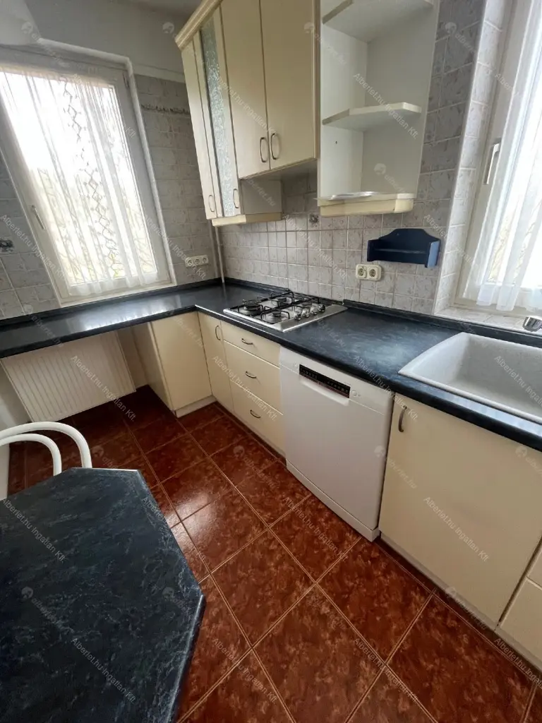 Kiadó albérlet 600000 Ft/hó áron: Budapest, II. kerület  Felső Zöldmáli út. Mérete: 107 nm, 5 szobás | Alberlet.hu - 6673531