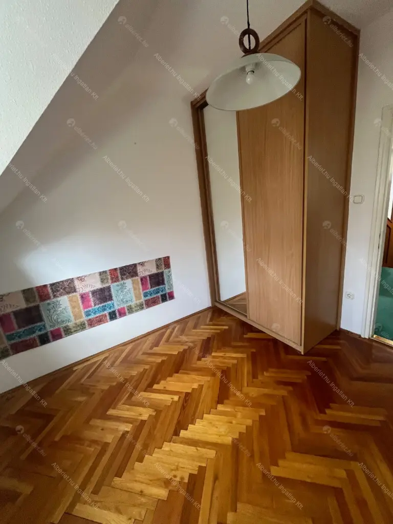 Kiadó albérlet 600000 Ft/hó áron: Budapest, II. kerület  Felső Zöldmáli út. Mérete: 107 nm, 5 szobás | Alberlet.hu - 6673545