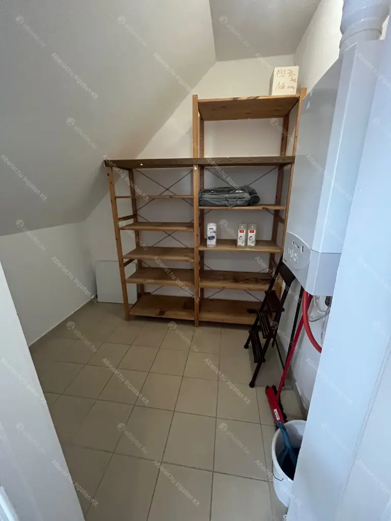 Kiadó albérlet 600000 Ft/hó áron: Budapest, II. kerület  Felső Zöldmáli út. Mérete: 107 nm, 5 szobás | Alberlet.hu - 6673548