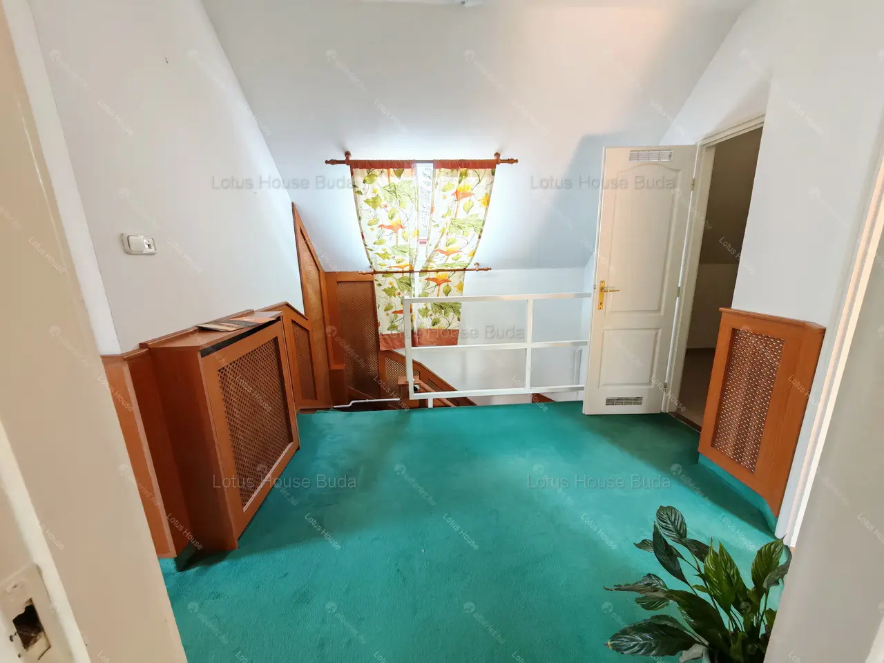 Kiadó albérlet 670000 Ft/hó áron: Budapest, II. kerület  Felső Zöldmáli út. Mérete: 120 nm, 5 szobás | Alberlet.hu - 6693058