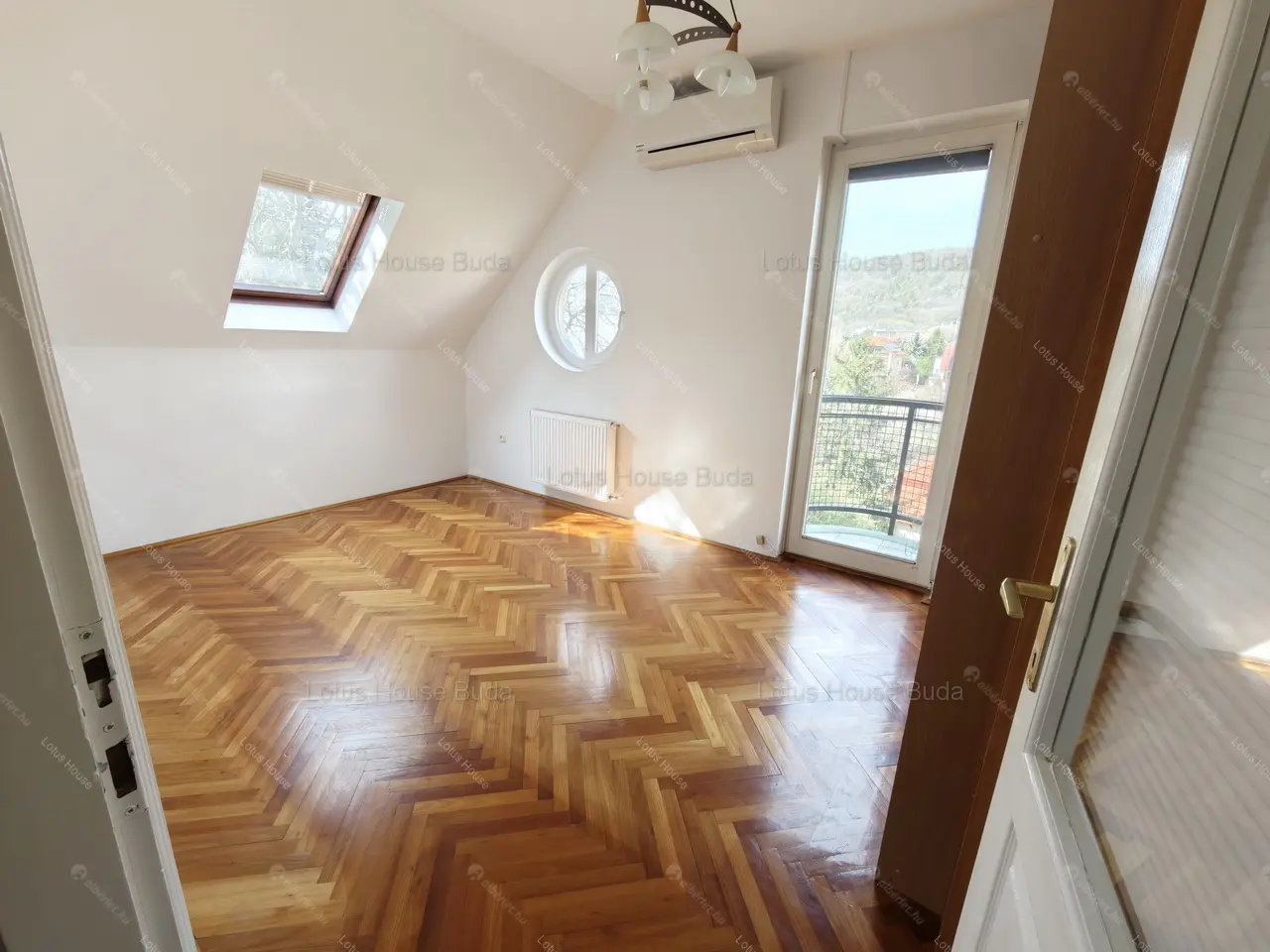 Kiadó albérlet 670000 Ft/hó áron: Budapest, II. kerület  Felső Zöldmáli út. Mérete: 120 nm, 5 szobás | Alberlet.hu - 6693059