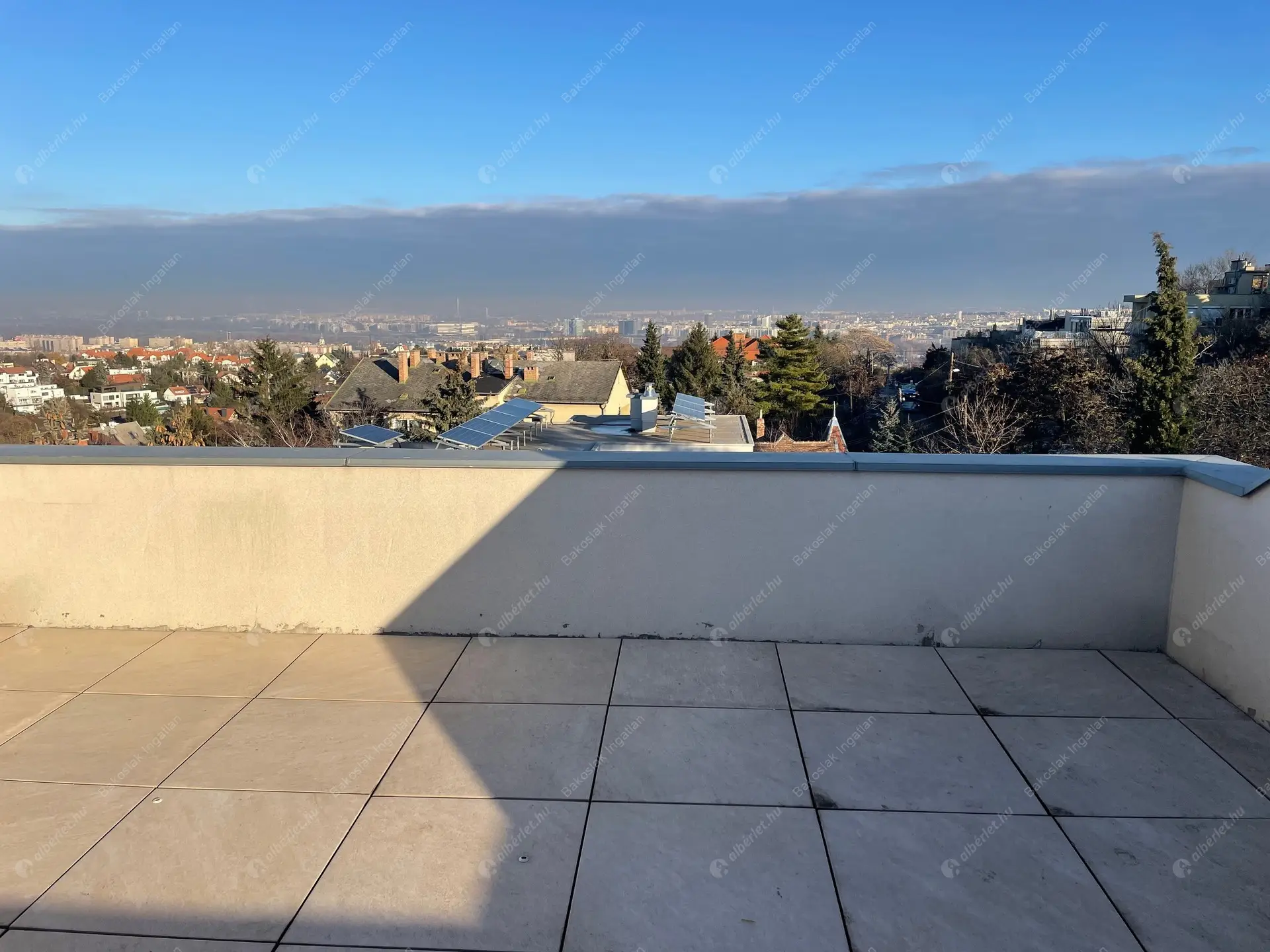 Kiadó albérlet 584000 Ft/hó áron: Budapest, II. kerület  Felső Zöldmáli út. Mérete: 140 nm, 5 szobás | Alberlet.hu - 6368357