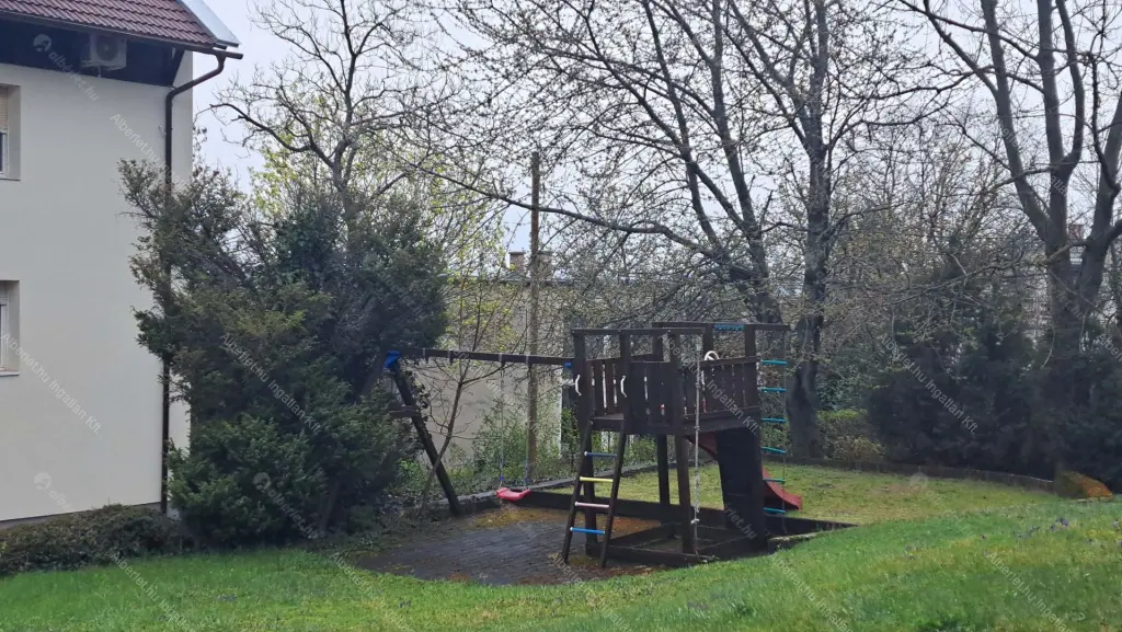 Kiadó albérlet 890000 Ft/hó áron: Budapest, II. kerület  Felső Zöldmáli út. Mérete: 185 nm, 3 szobás | Alberlet.hu - 6689536