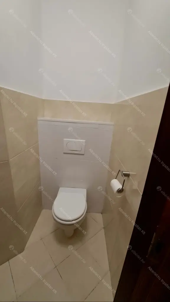 Kiadó albérlet 890000 Ft/hó áron: Budapest, II. kerület  Felső Zöldmáli út. Mérete: 185 nm, 3 szobás | Alberlet.hu - 6689542